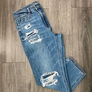 Brand: American Eagle Outfitters Size: 10 Regular Color: Medium Wash